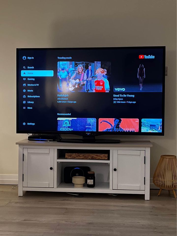 Telewizor SHARP 55 cali