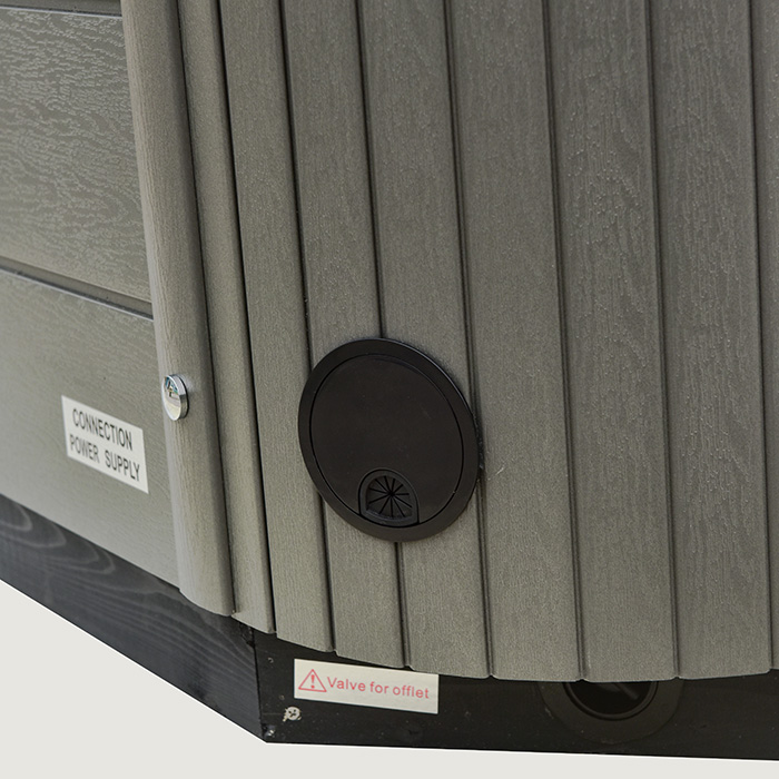 DUAL LOUNGER+ 3 SEAT LUXURY HOT TUB 13AMP 32amp SPA