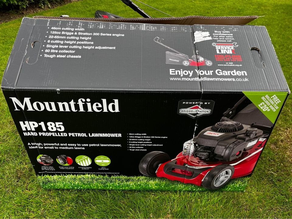 Mountfield lawn mower with manual drive, model HP185, red and grey, item 2L0481043/MC.
